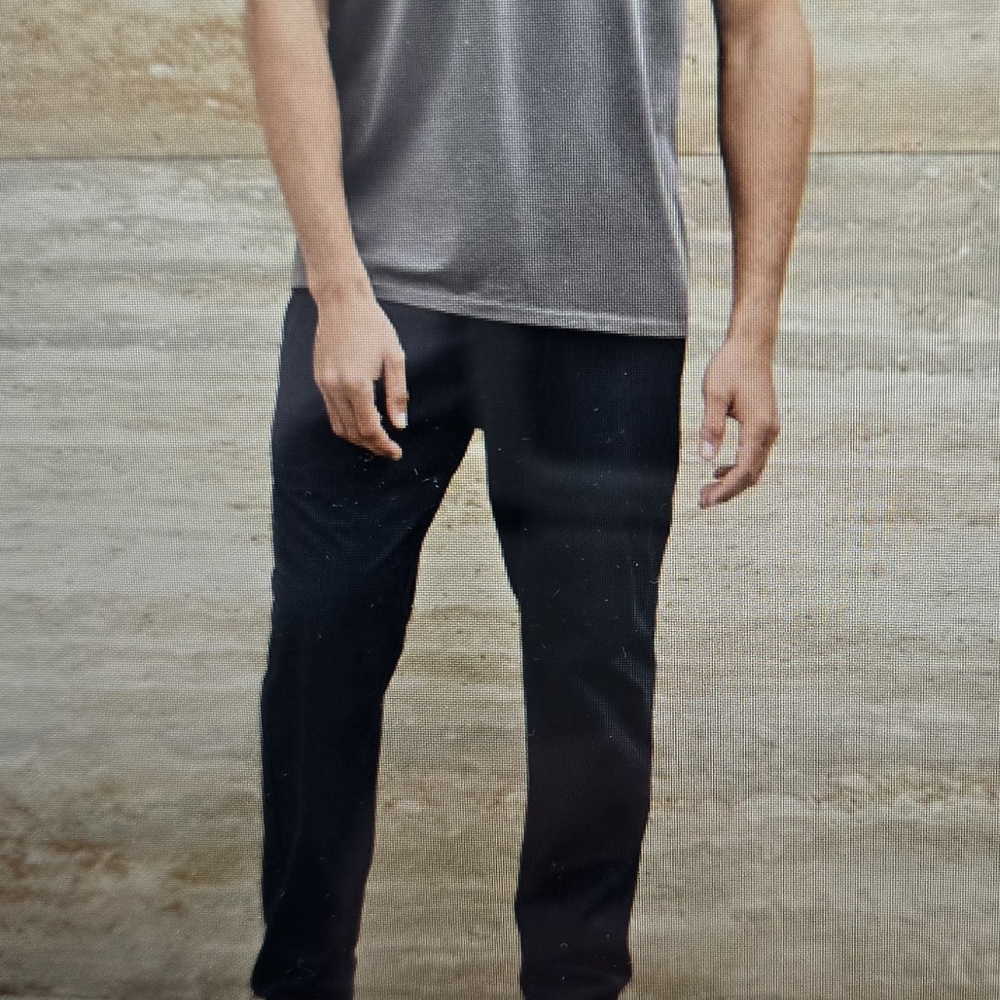 Vuori Men's Athleisure pants 33